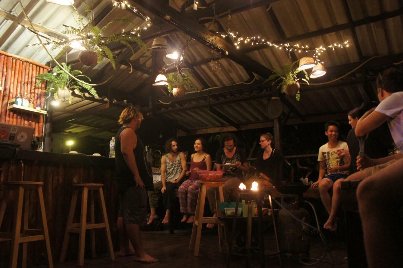 Black Wood Hostel Ko Tao Ngoại thất bức ảnh